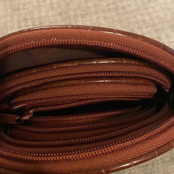 Set of 4 travel/cosmetic bags - Picture 3 of 3